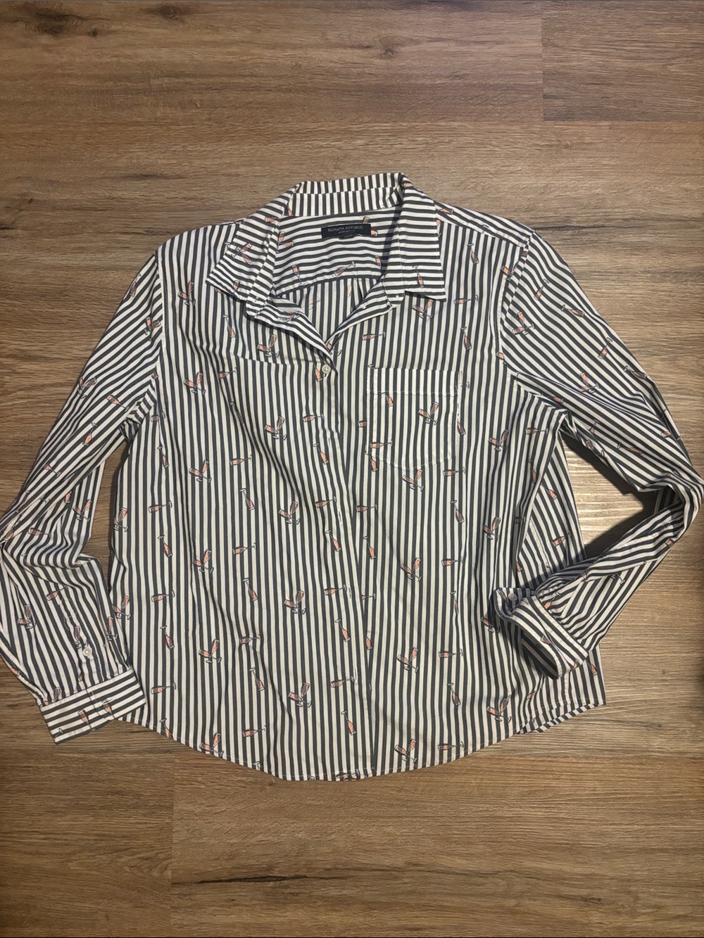 💛2 for $15! Banana Republic Champagne Button-down